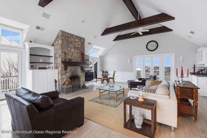 1081 Barnegat Lane – photo 3