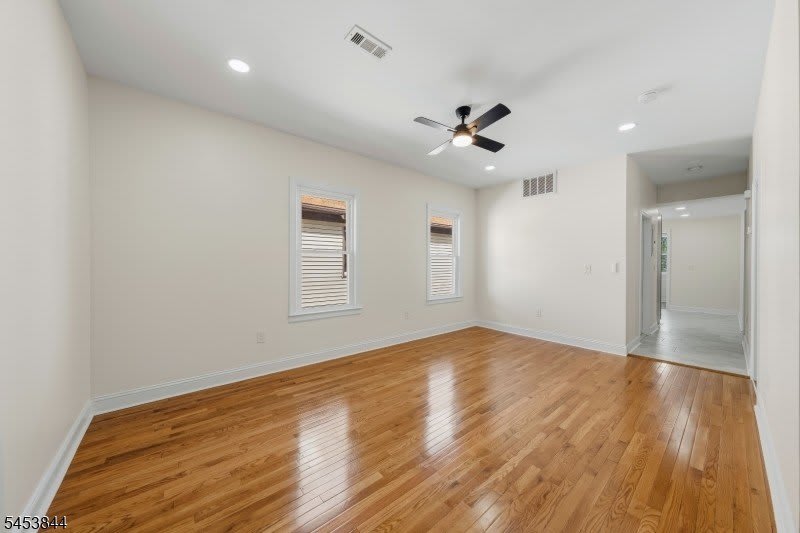 136 Elm St – photo 4