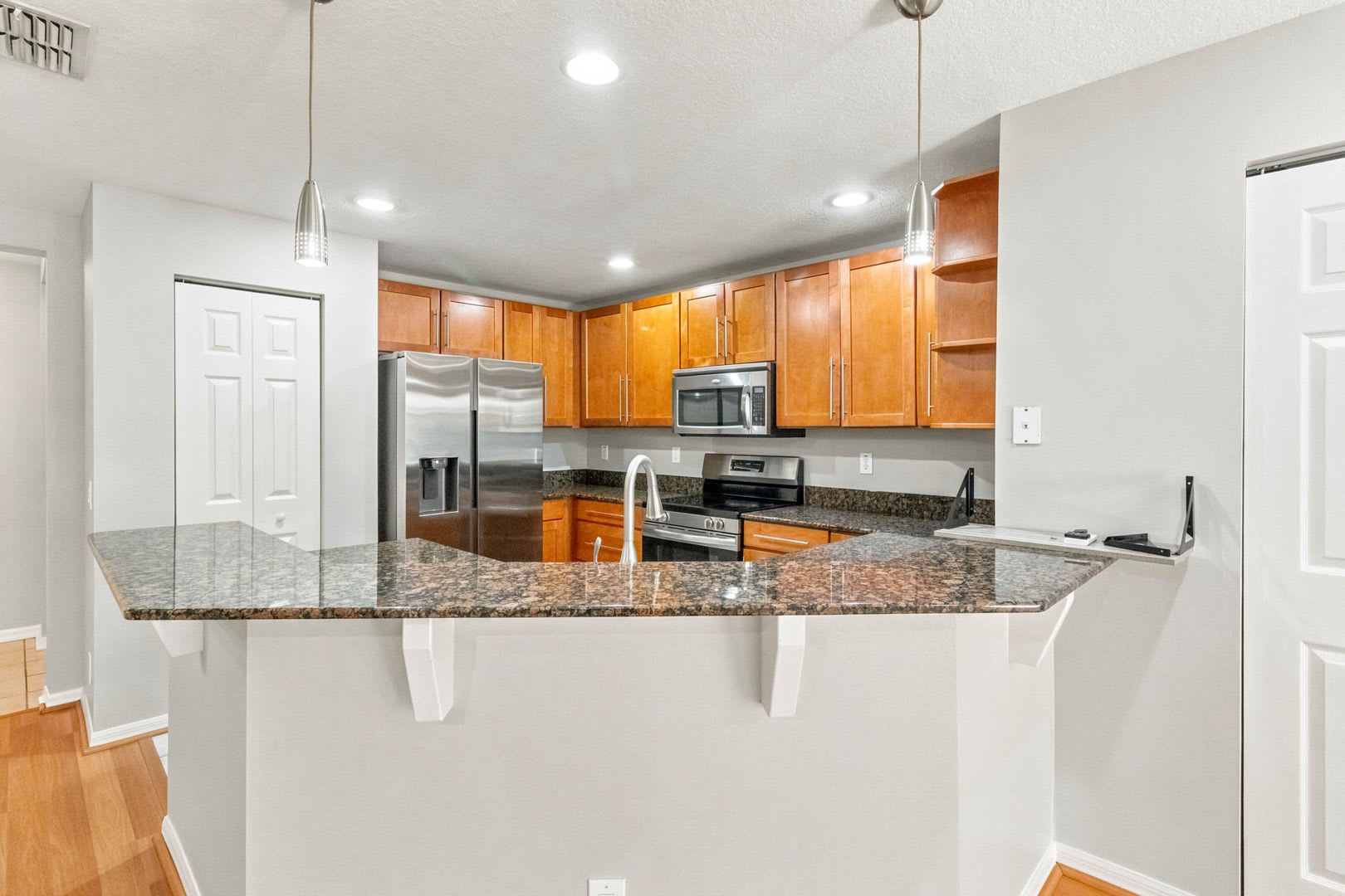 Move-In Ready Rental in Royal Tuscan! – photo 4