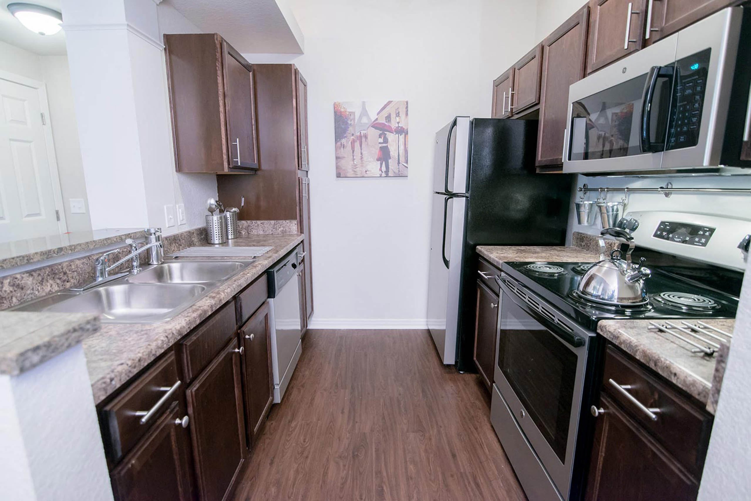 The Villa At River Pointe Drive – photo 2