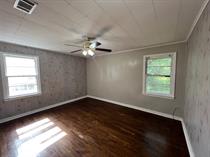 1525 James St – photo 2
