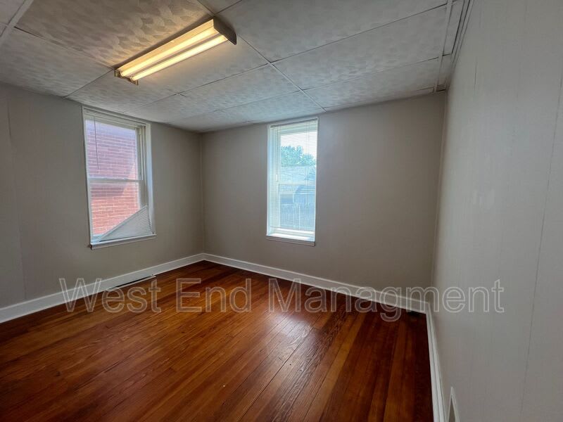 4932 Schollmeyer Ave. – photo 4