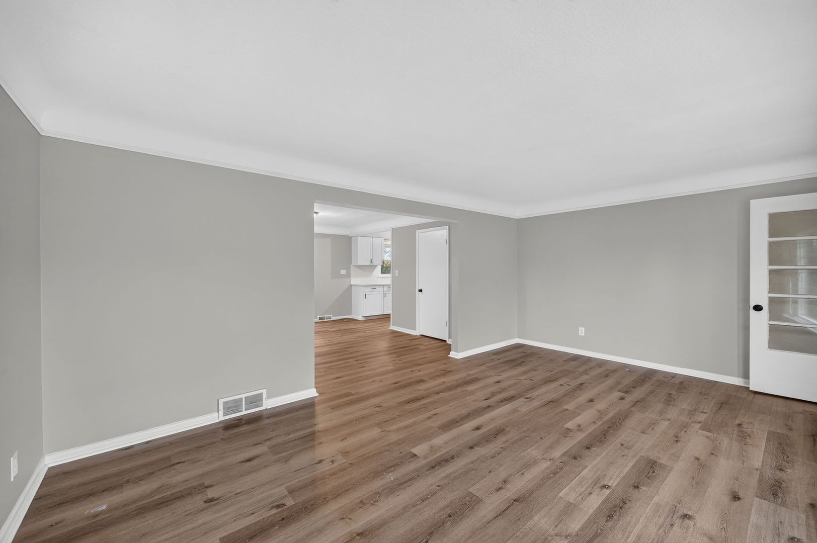 1597 E 230 ST – photo 4