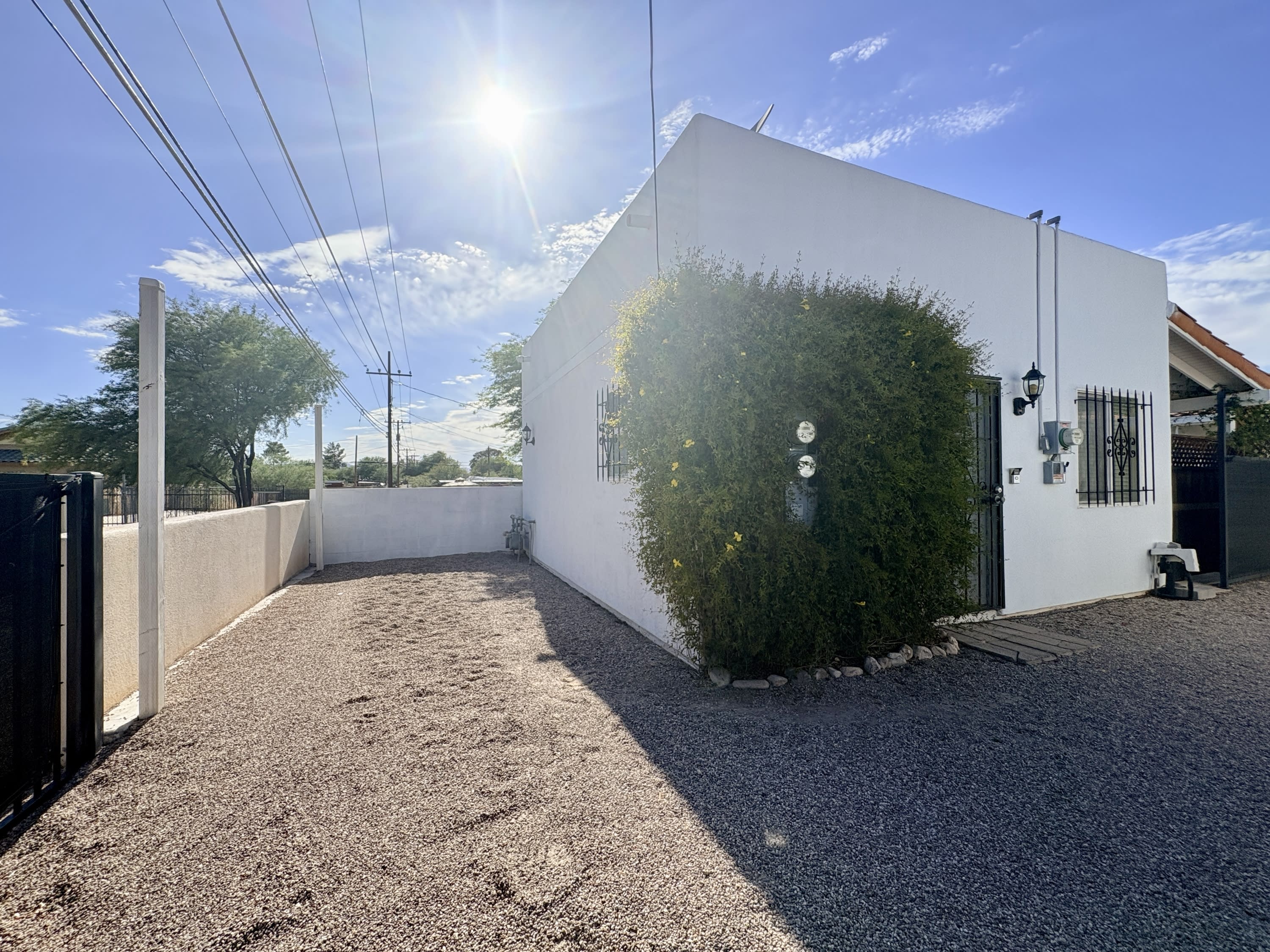 1718 East Grant Road – photo 2
