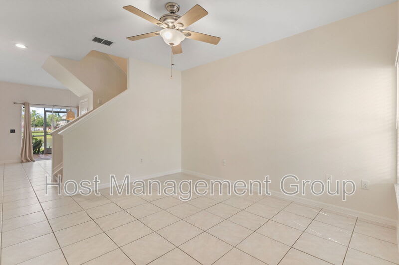 7565 Plantation Circle – photo 5