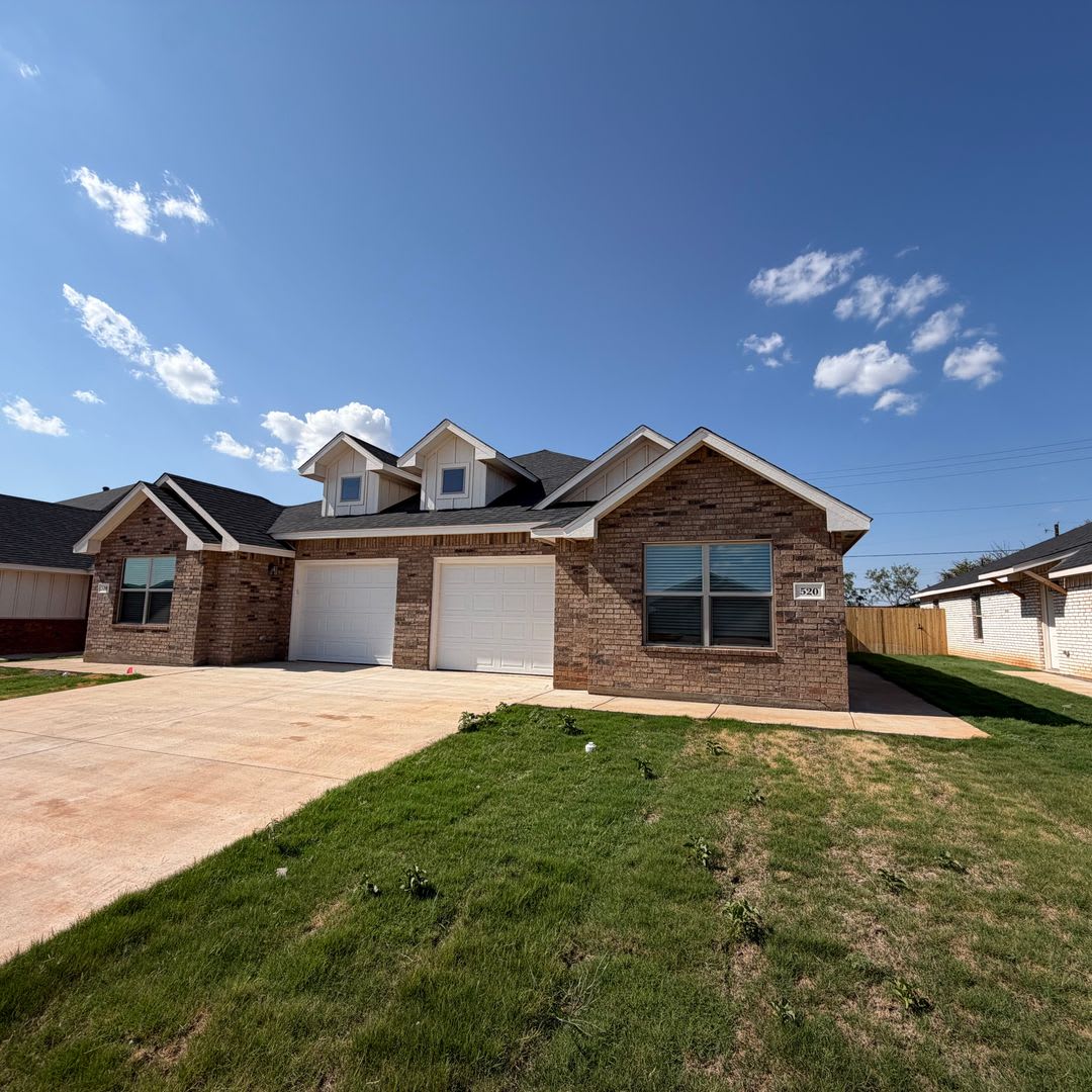 Your New Home Awaits – Brand-New 3 Bed, 2 Bath Duplexes – photo 1