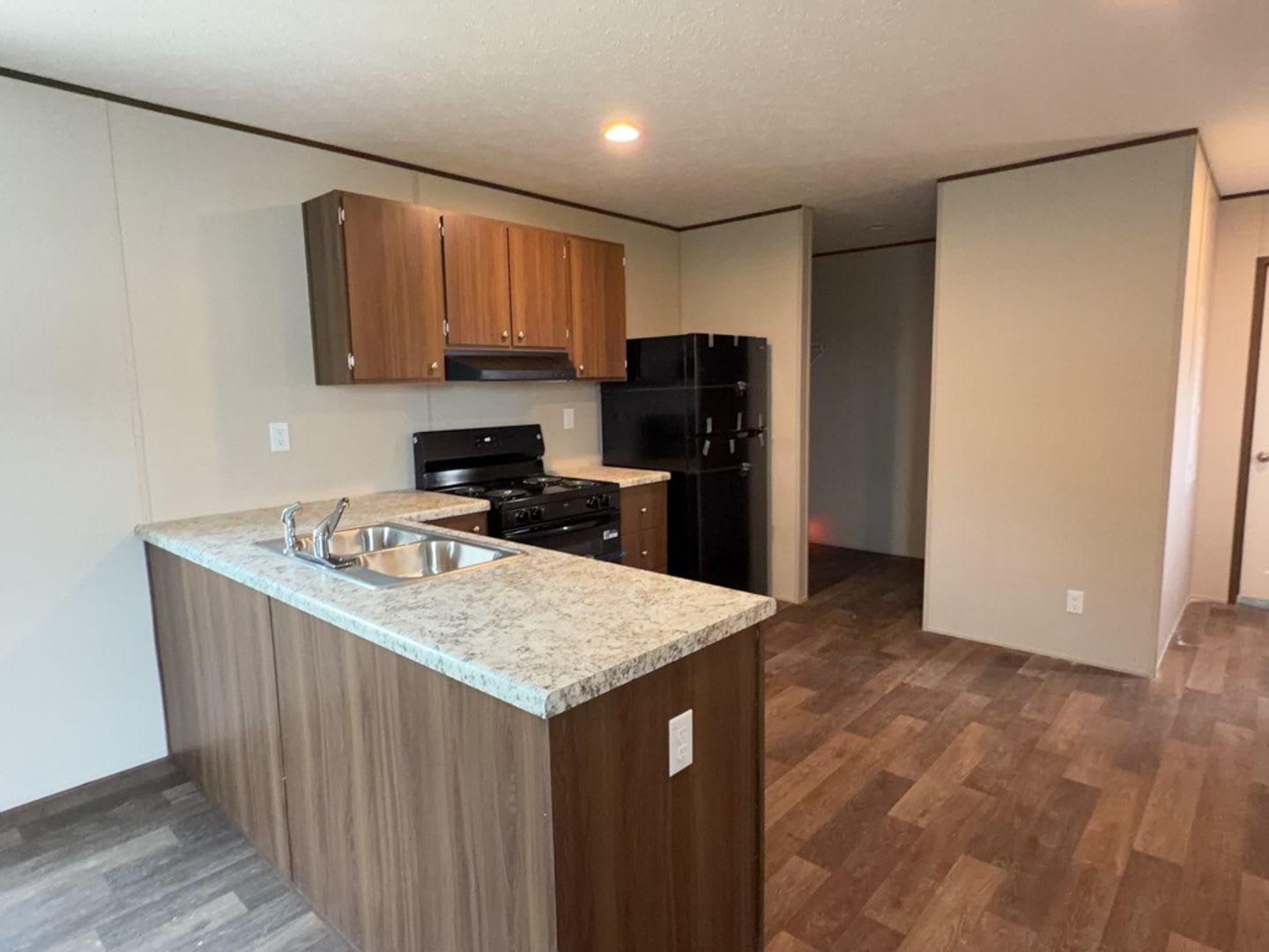3046 Road 5914 15 Ask About Our No Cash Deposit Option – photo 2