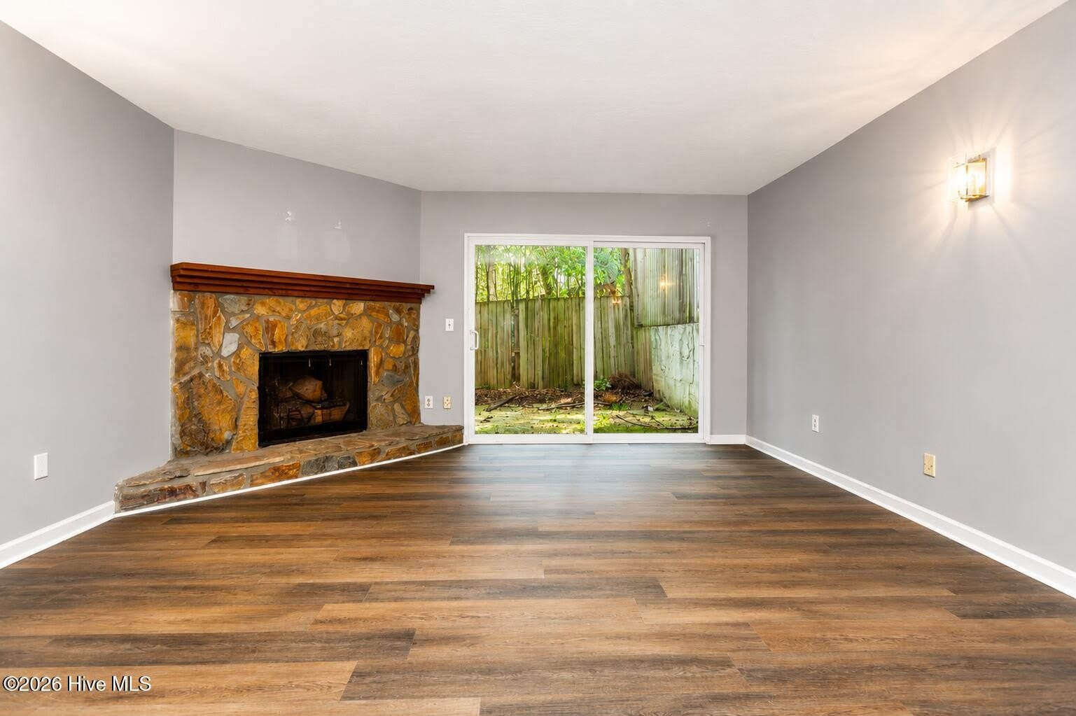 465 Forest Hills Drive – photo 2