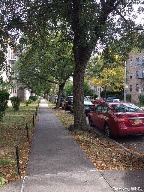 78-43 147 Street – photo 2
