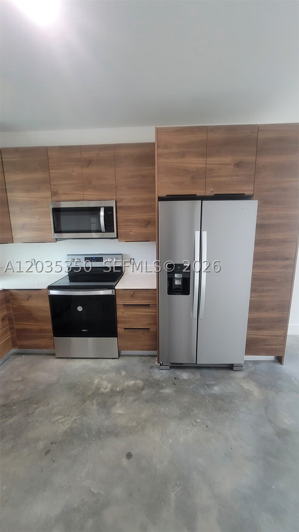 2146 NW 69th Ter – photo 2