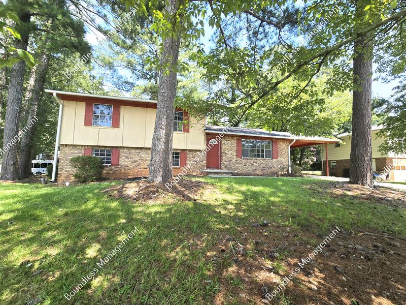 8834 Homewood Dr – photo 1