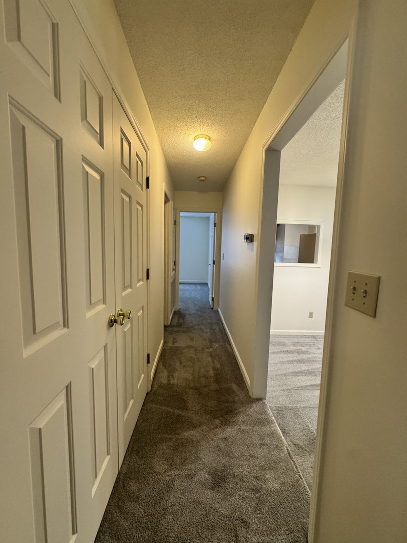 ****** HALF OFF FIRST FULL MONTH OF RENT!! ****** – photo 4