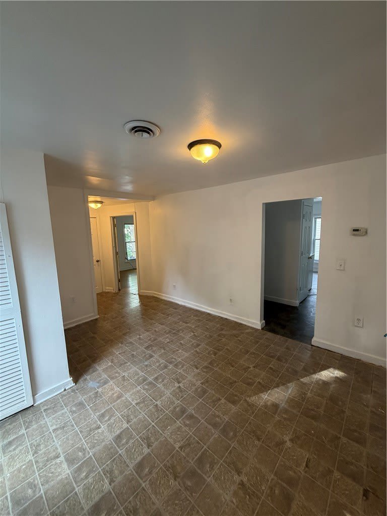 524 W 1St Street – photo 4