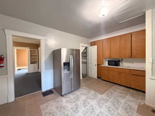 421 East Crosstown Parkway – photo 5