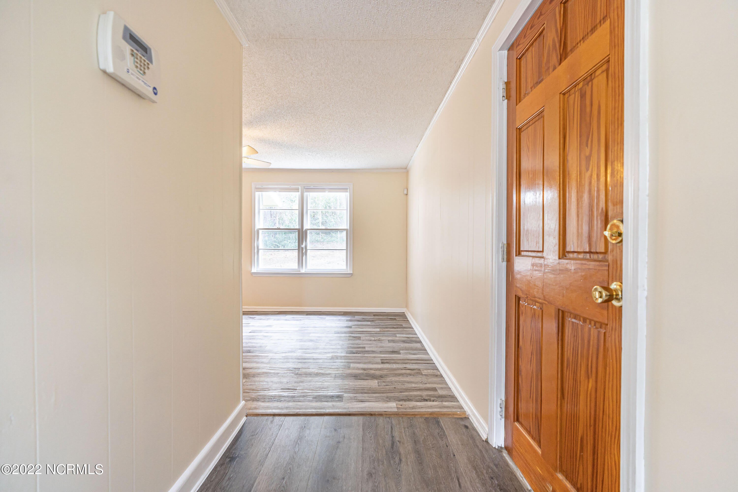 885 S Stephens Street – photo 4