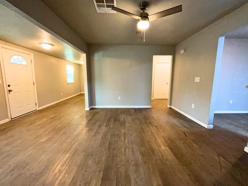 1808 NW Taft Avenue – photo 3