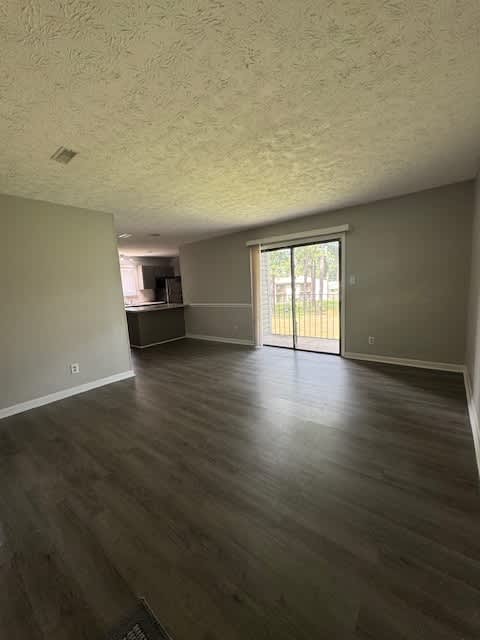 927 Applewood Lane – photo 2