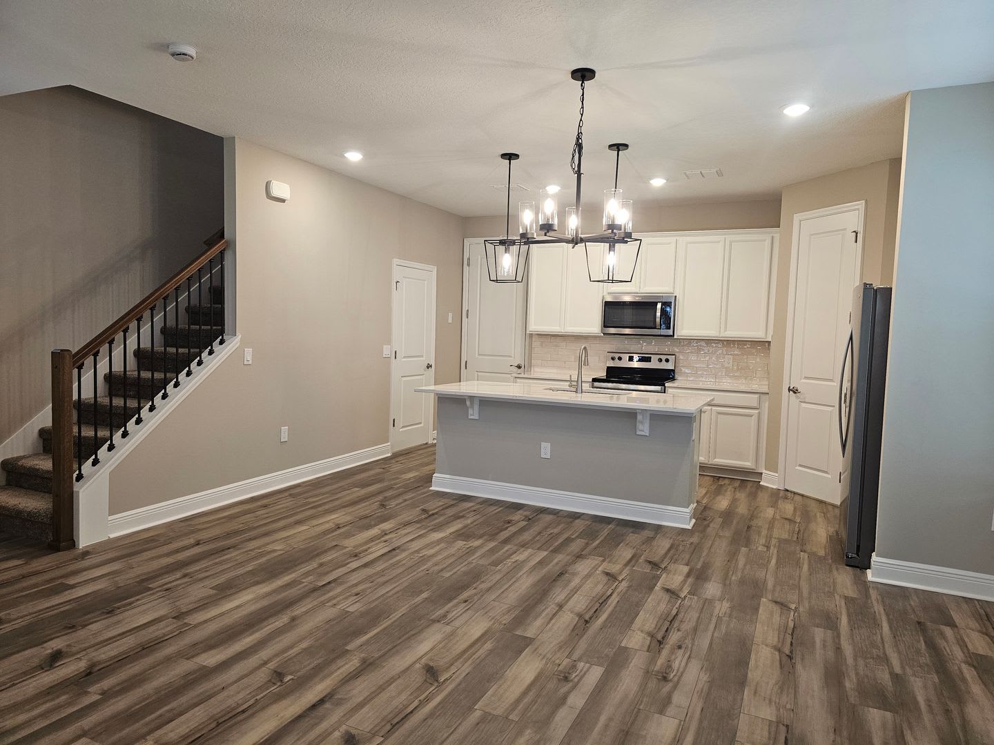 3-Bed 2.5-Bath Townhome For Rent in Winter Garden! – photo 5