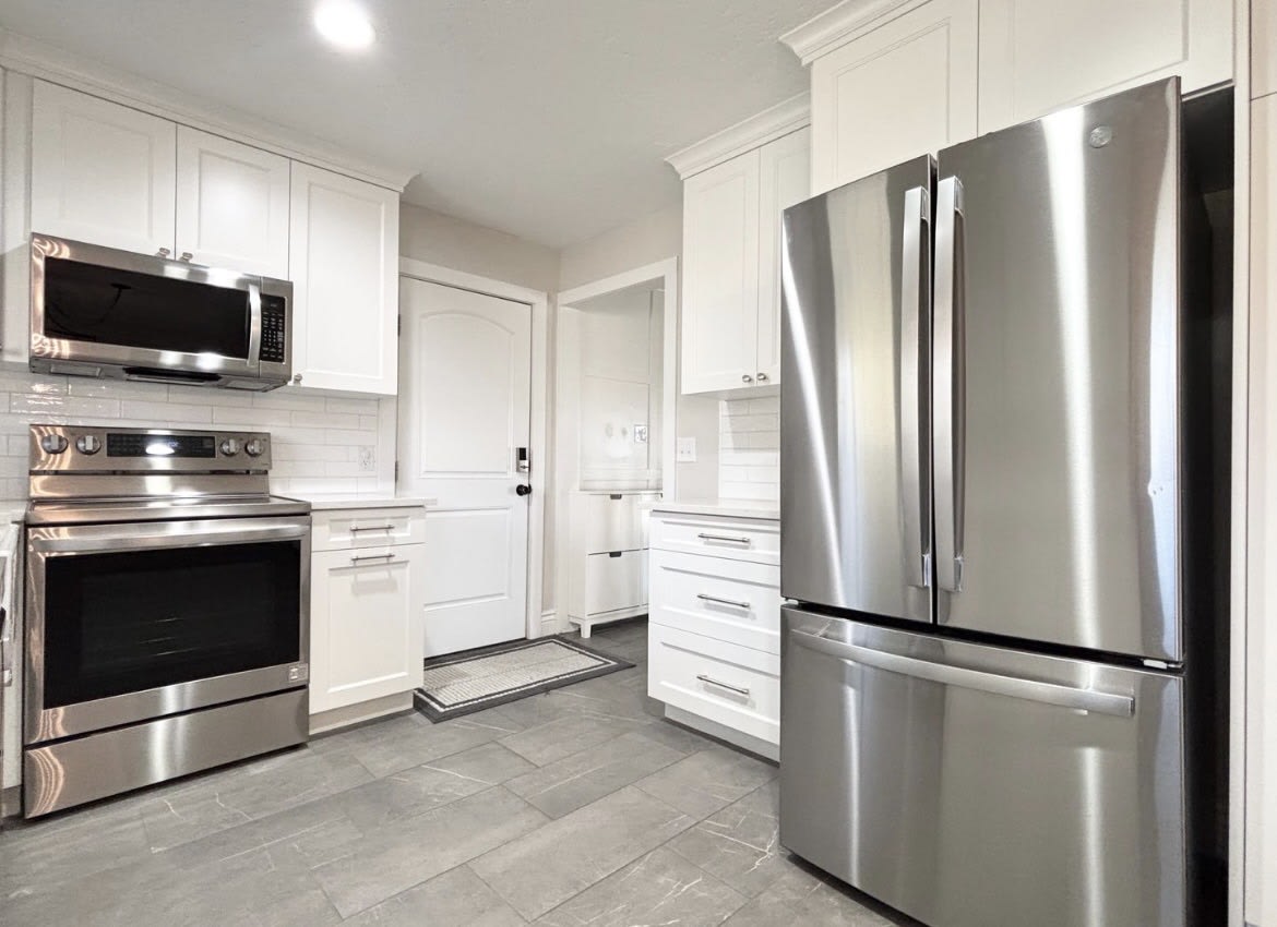 114 South 1000 East – photo 5