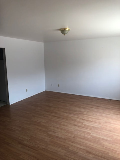 207 East Center Street – photo 1