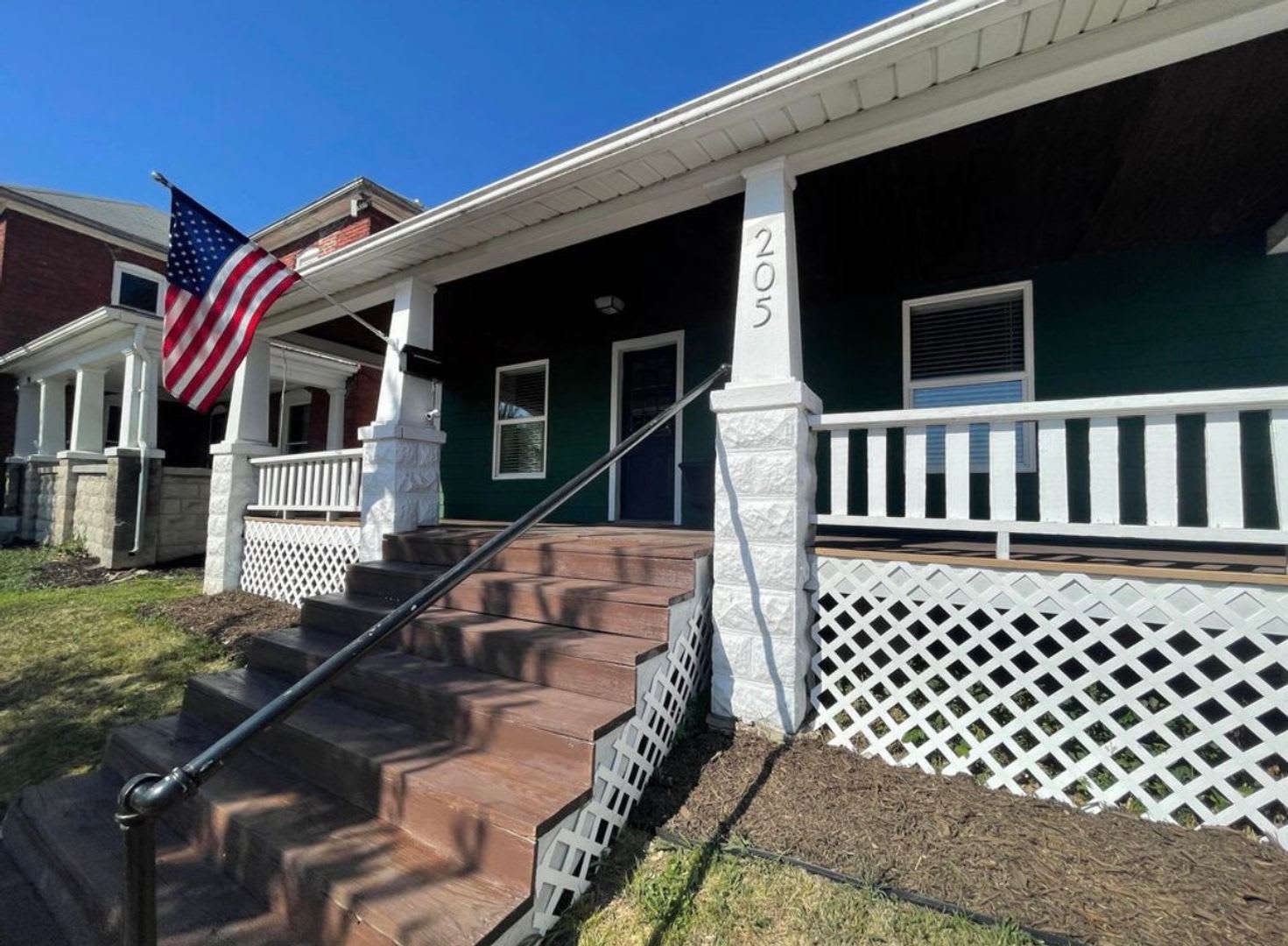 5 Bedroom House next to CMU Campus – photo 1