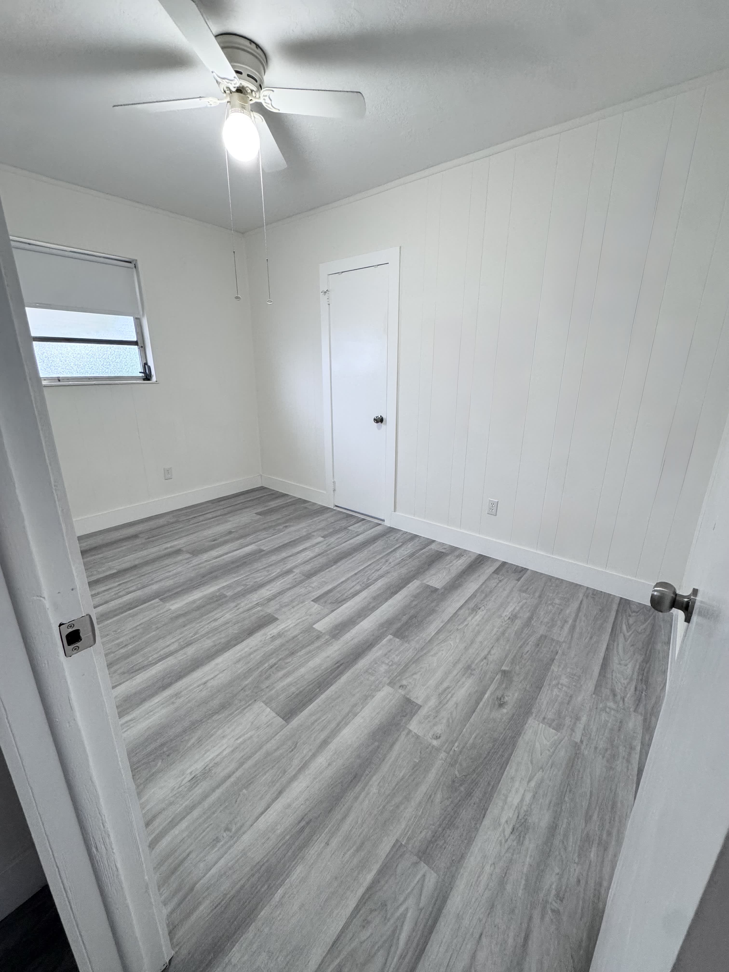 1030 Superior Street – photo 4