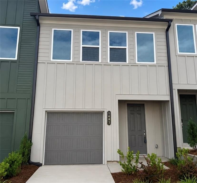 1682 Hannah Terrace NW – photo 1