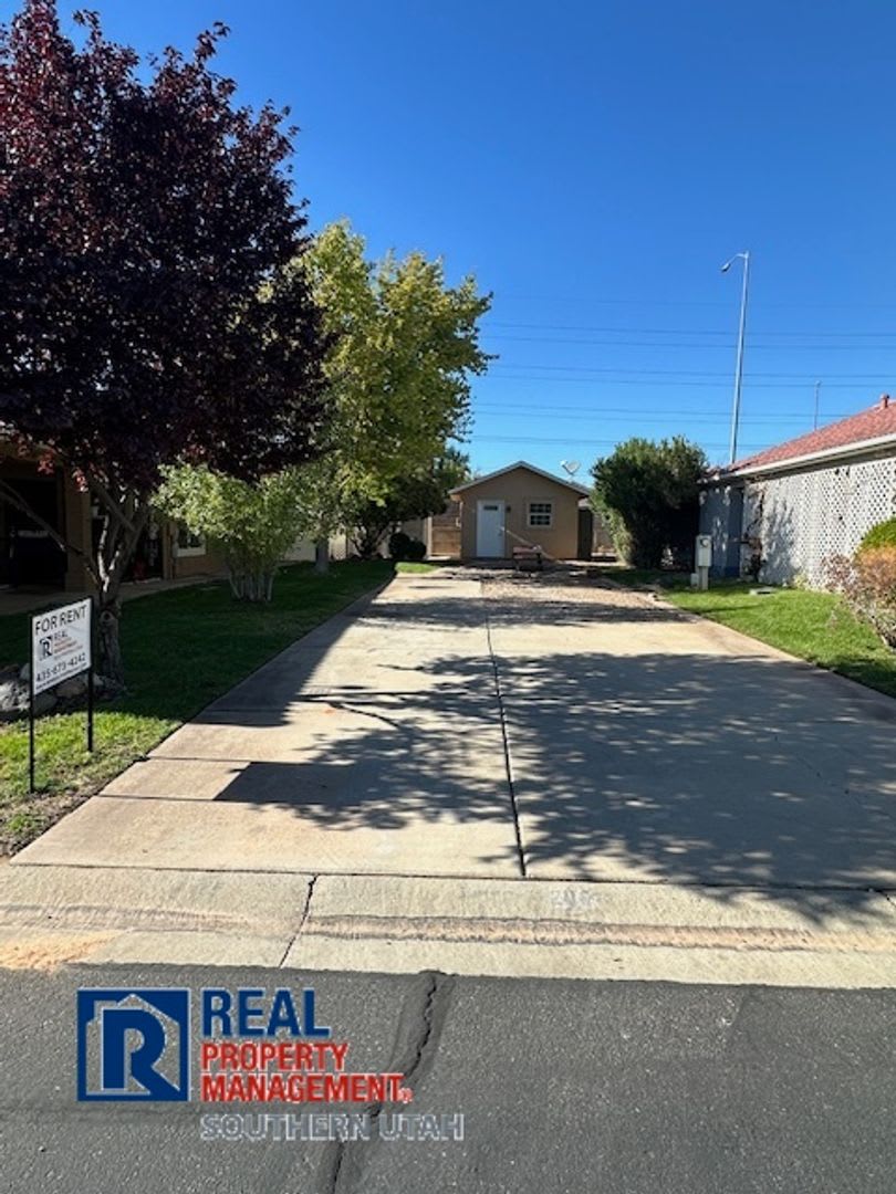 Rv Pad With Casita – photo 2