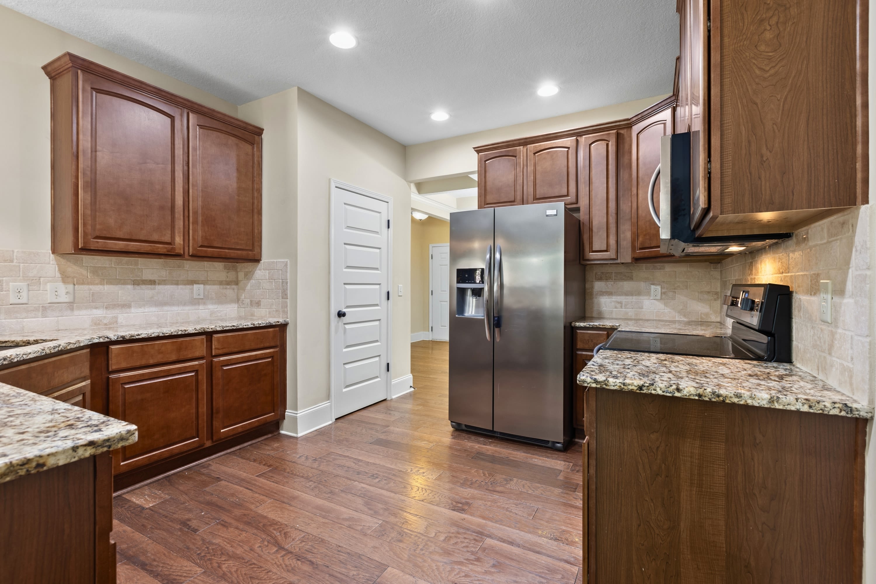 1177 Weatherford St – photo 4
