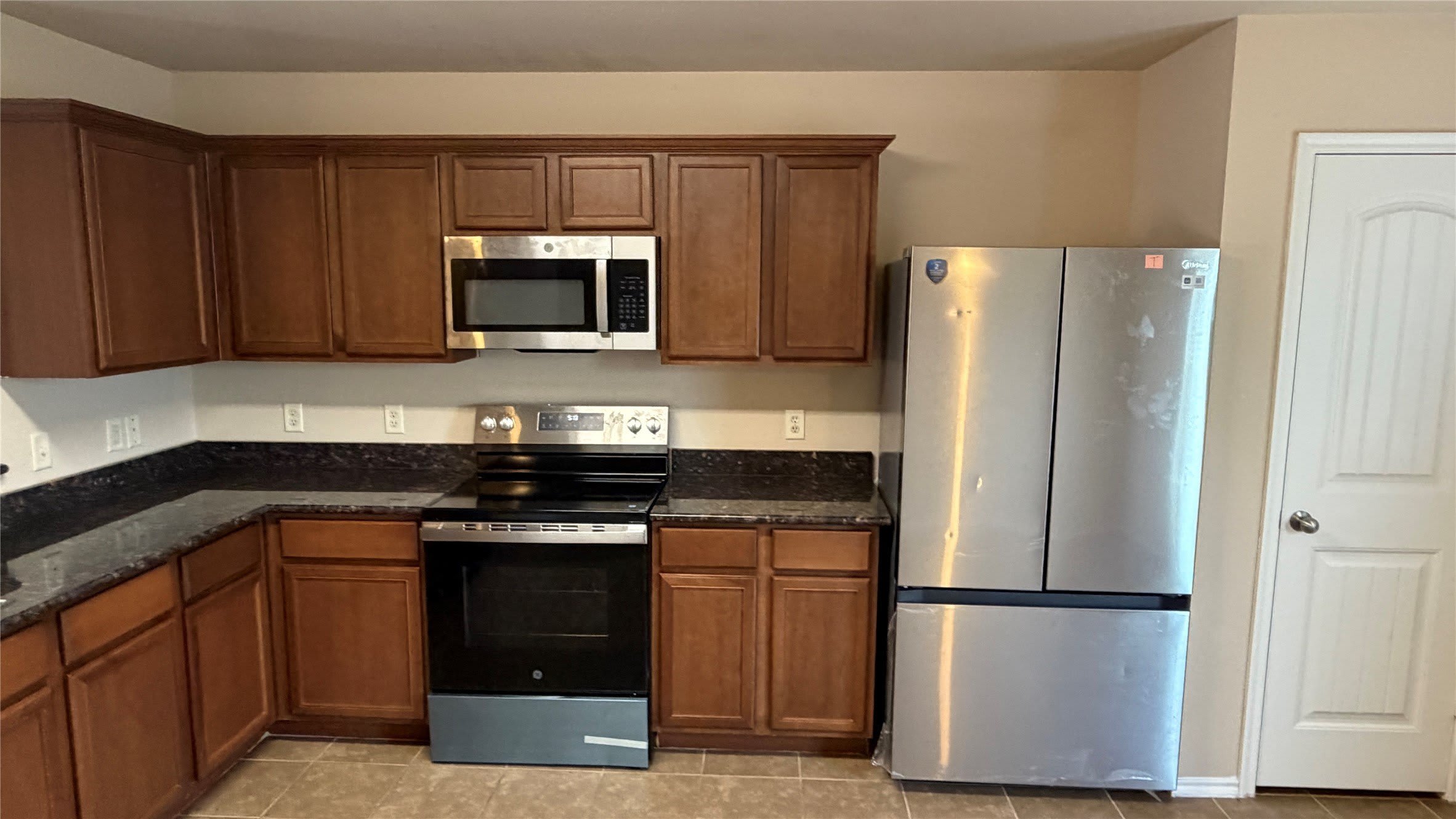 3311 Stratford Street – photo 3