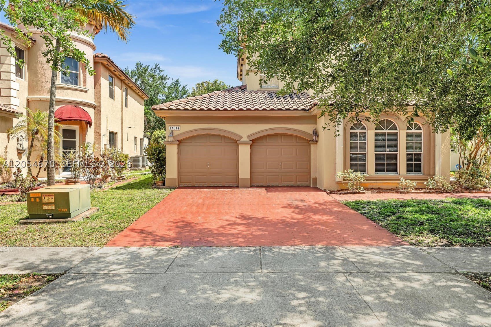14044 SW 54th St – photo 2