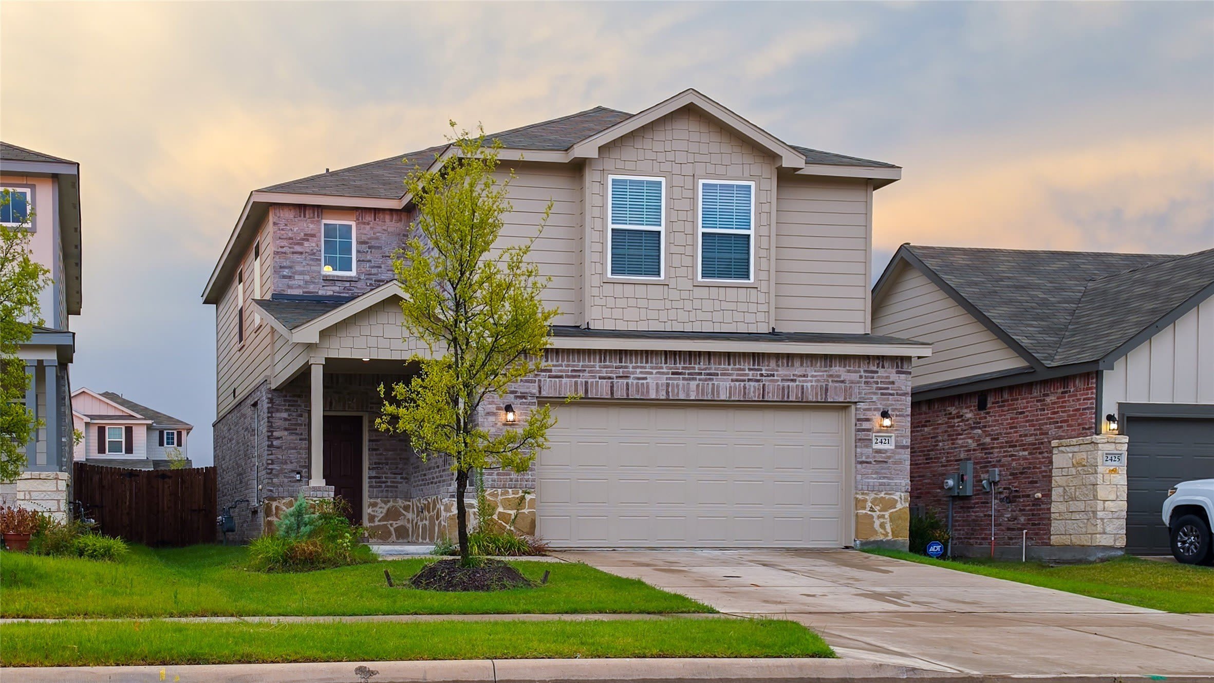 2421 Castlebar Drive – photo 2