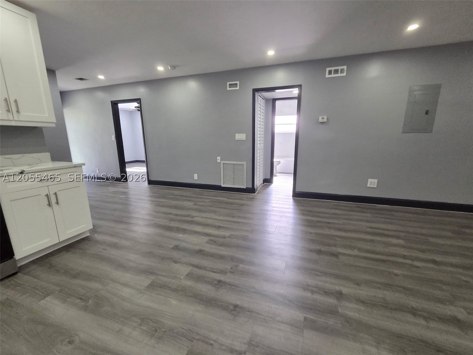 8227 Nw 39Th St – photo 2