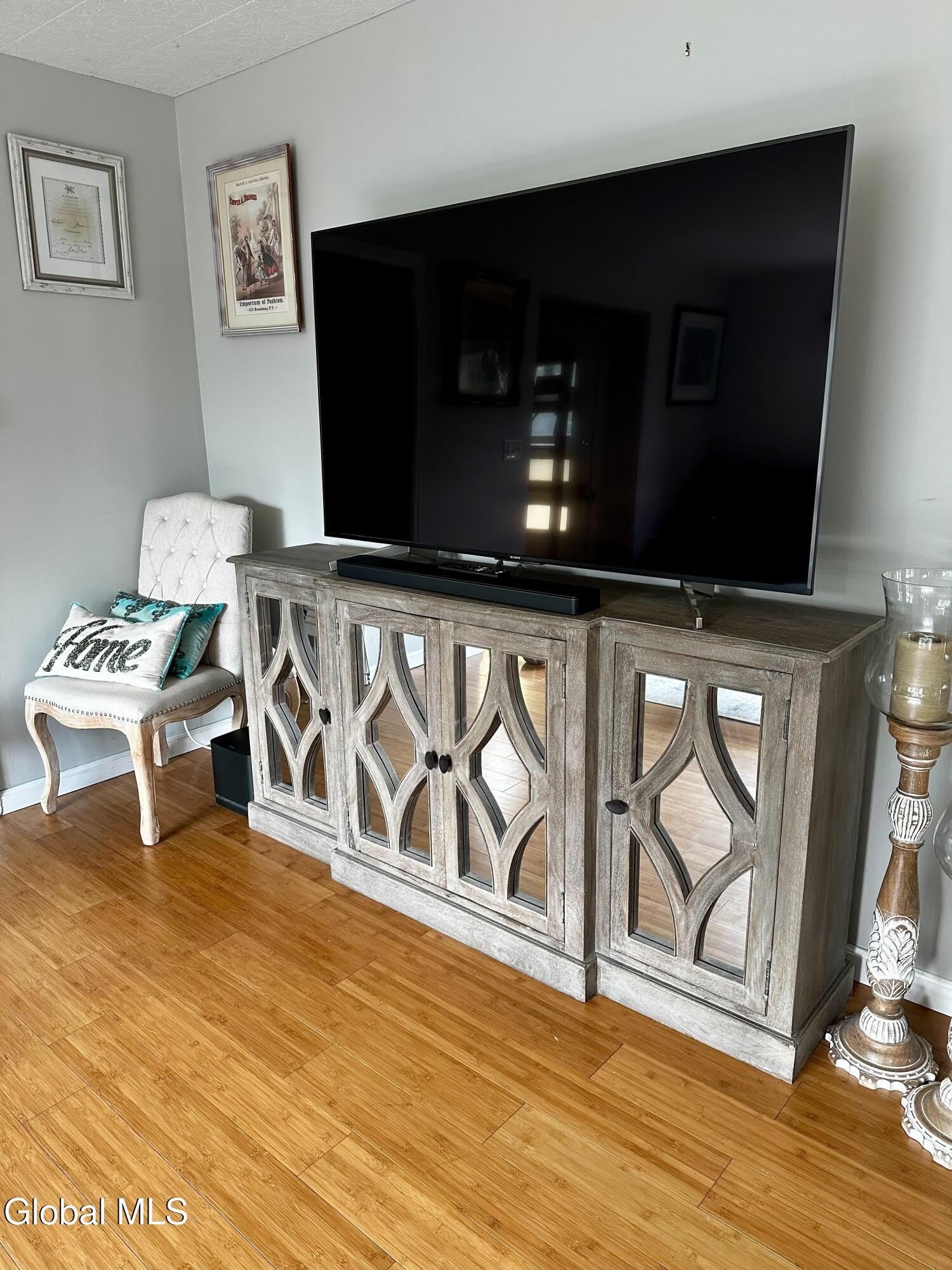 81 Monroe Street – photo 4