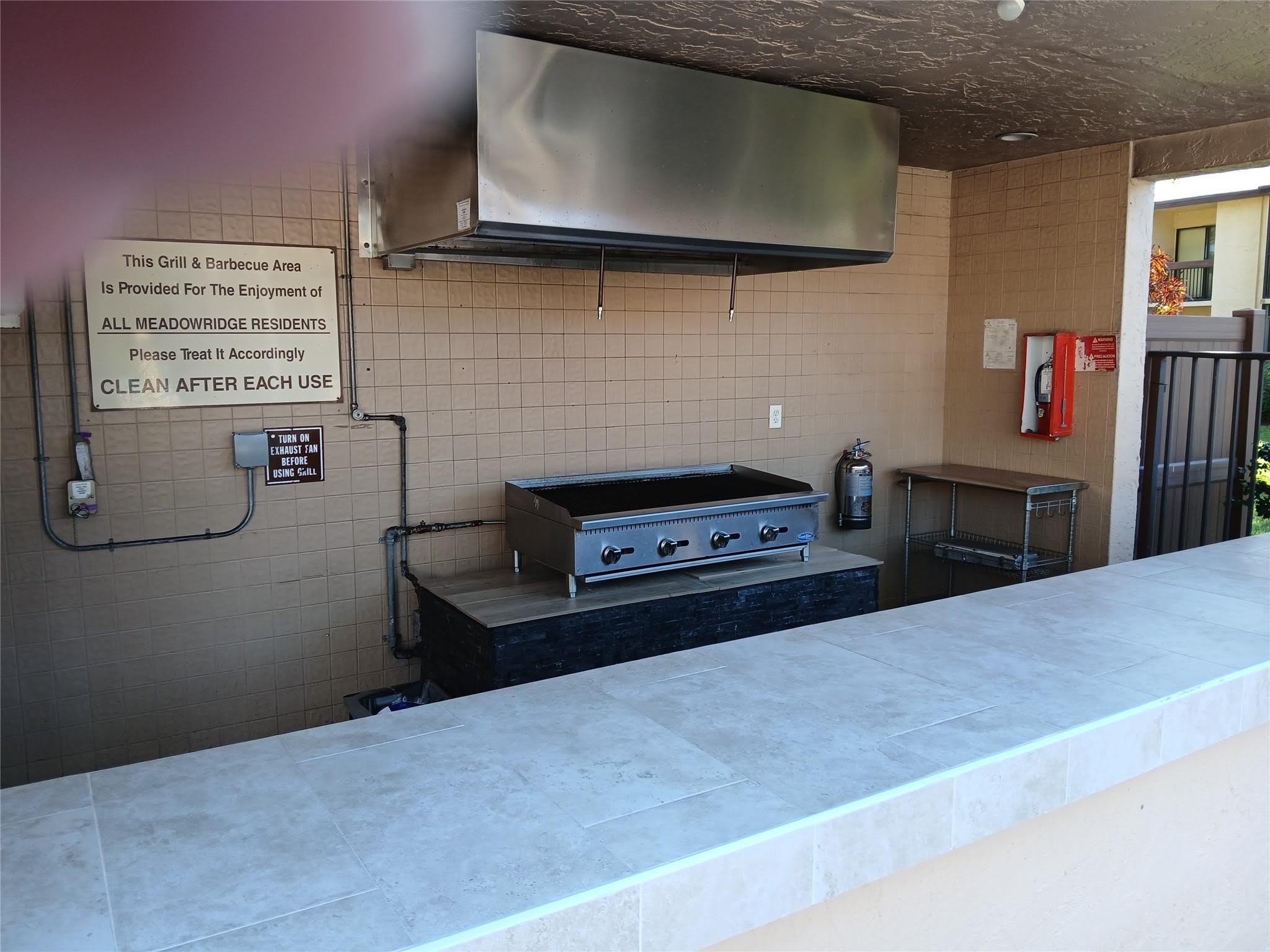 2339 SW 15 Street – photo 4