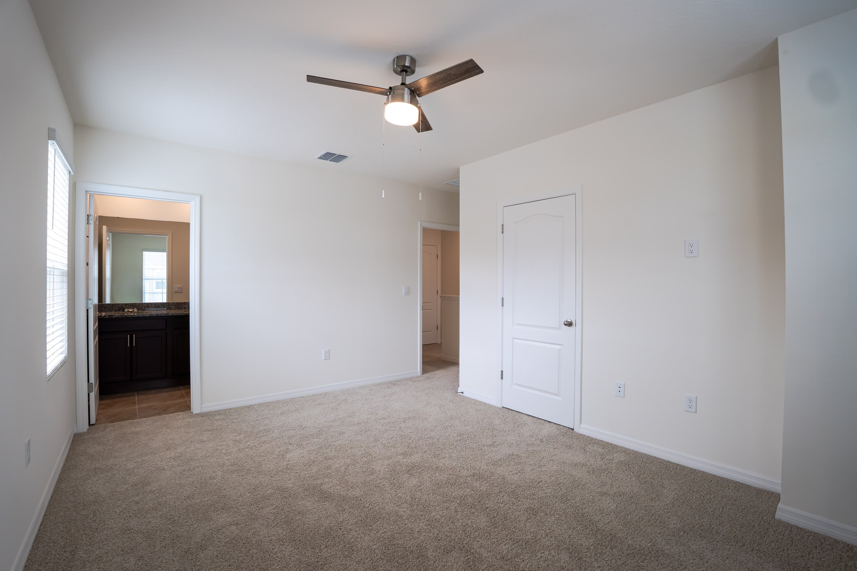 2331 Gifford Drive – photo 4