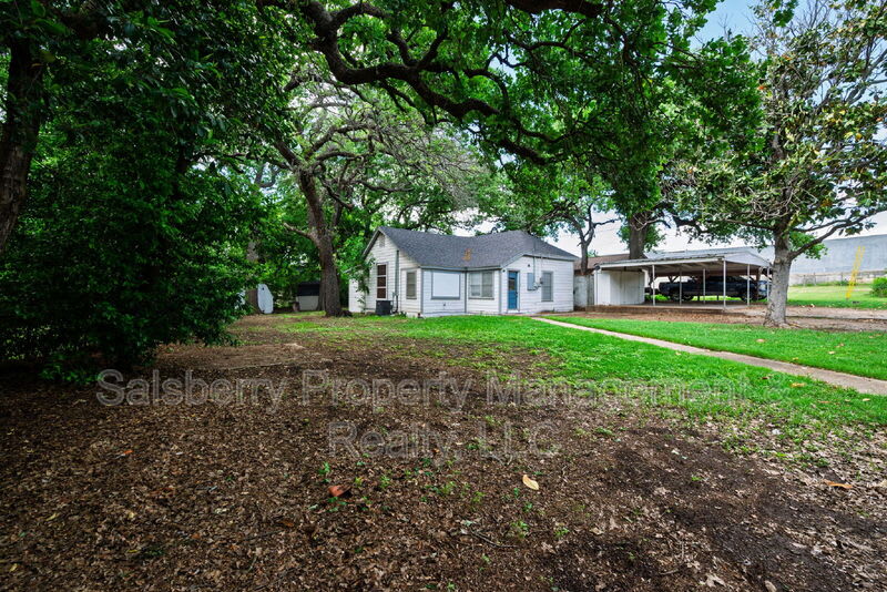107 Windsor Court – photo 3