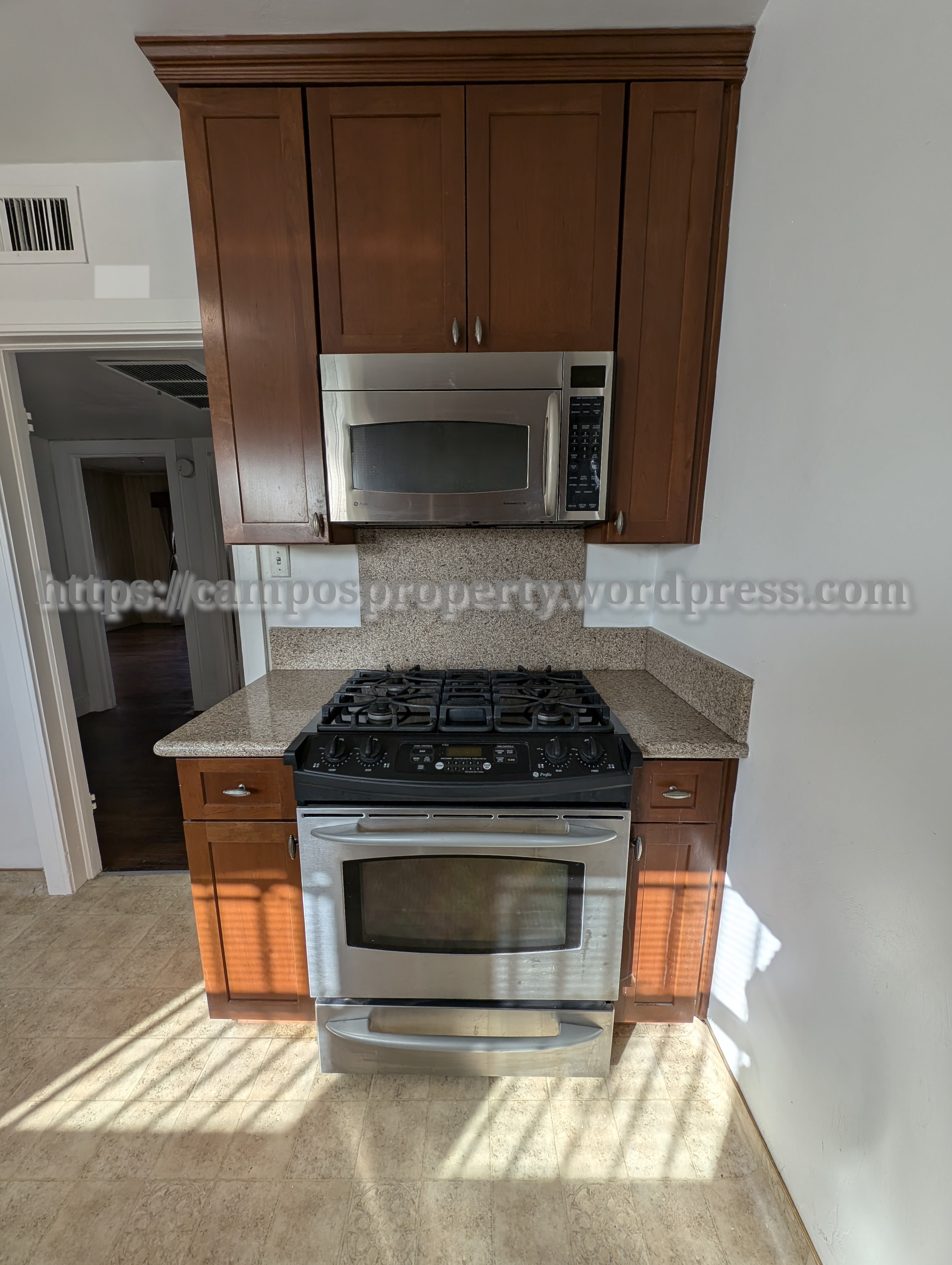 2607 California Avenue – photo 5