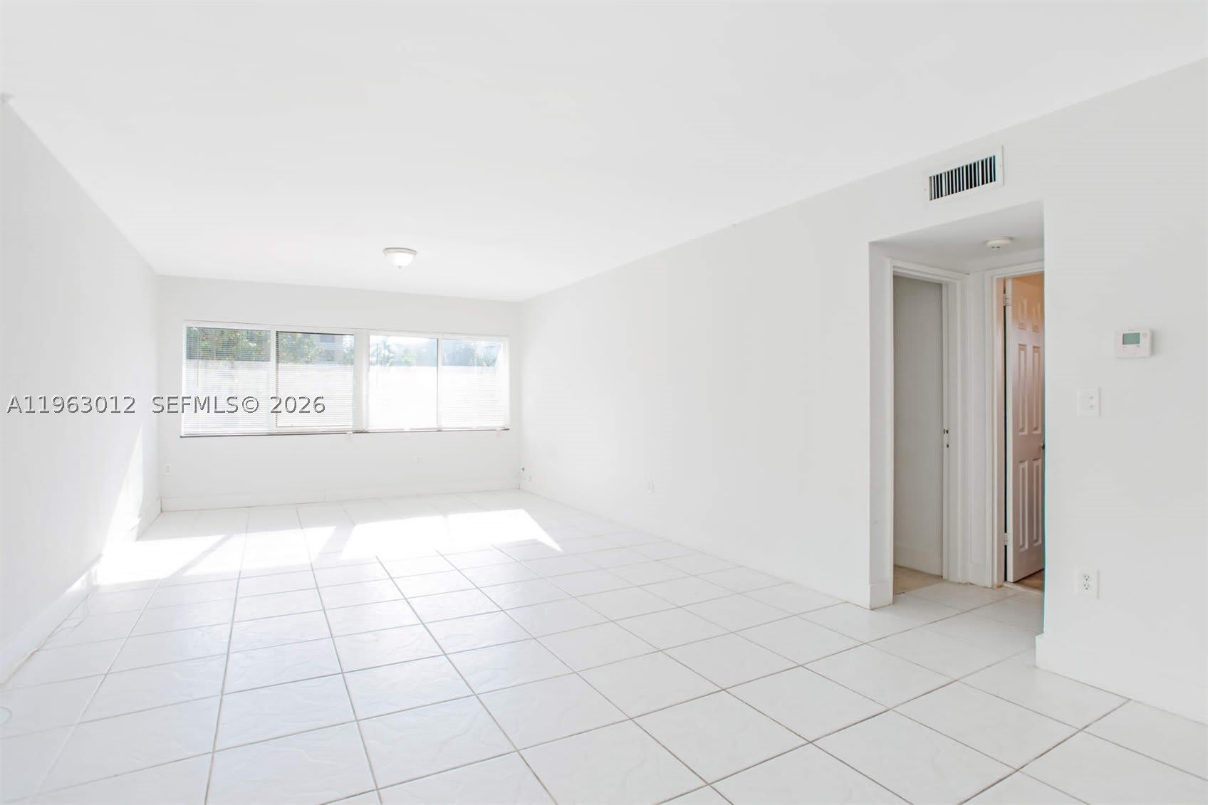 10001 W Bay Harbor Dr – photo 2
