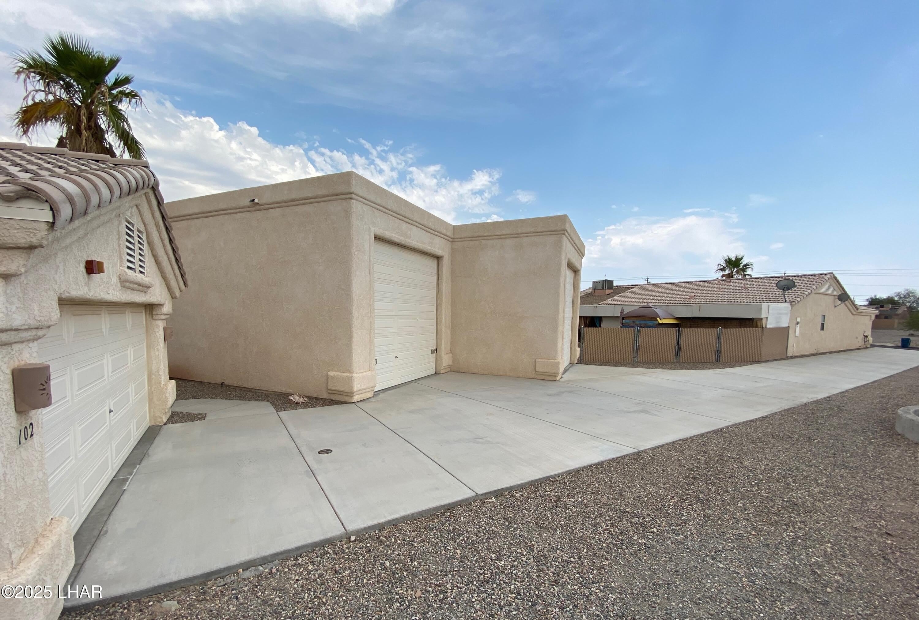 2815 Bluewater Dr – photo 4