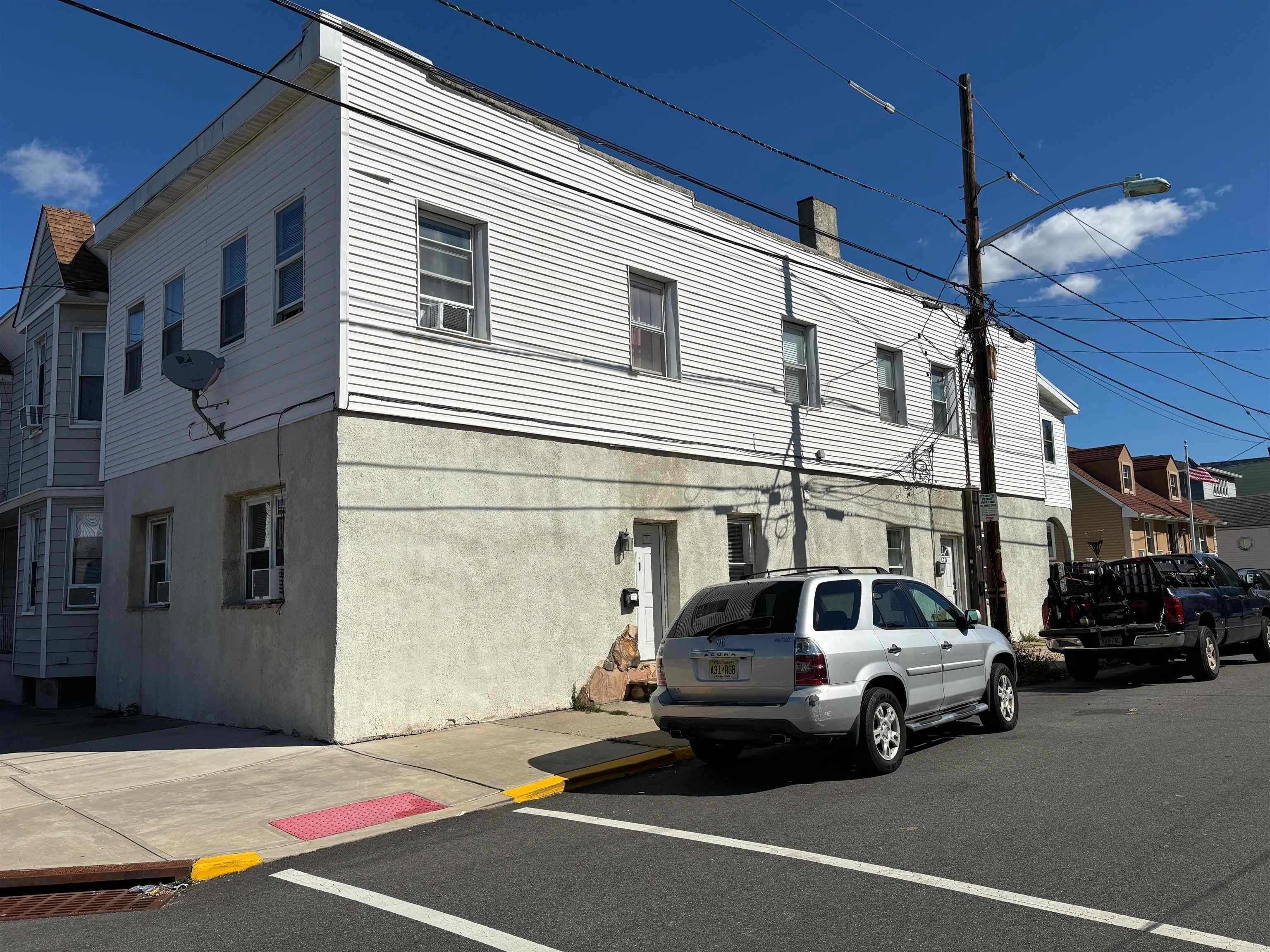 178 Orient St – photo 1