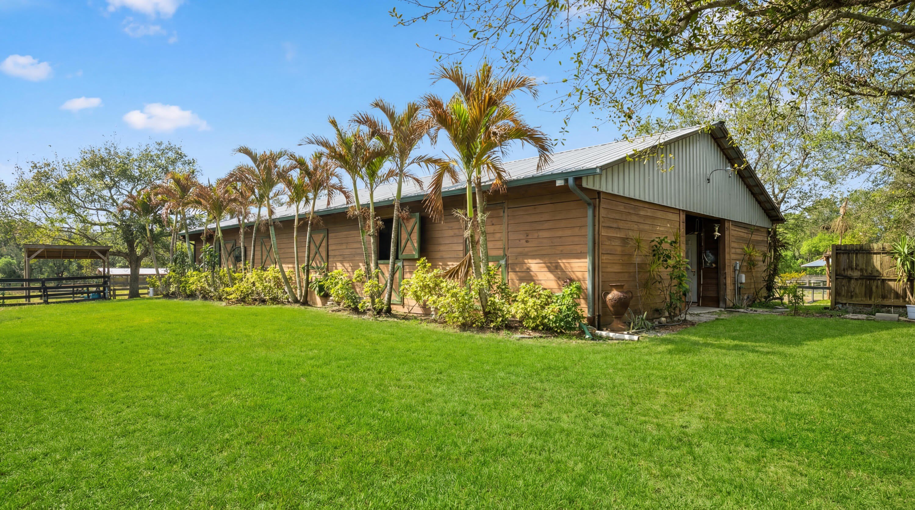 12440 Tangerine Boulevard – photo 1