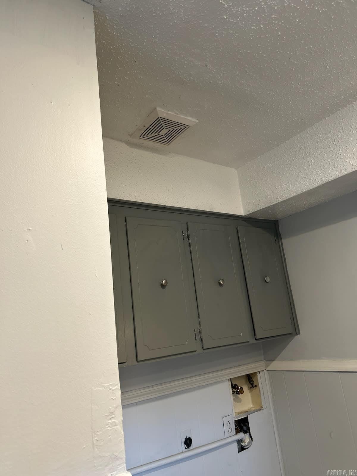 1800 Sanford Drive – photo 5