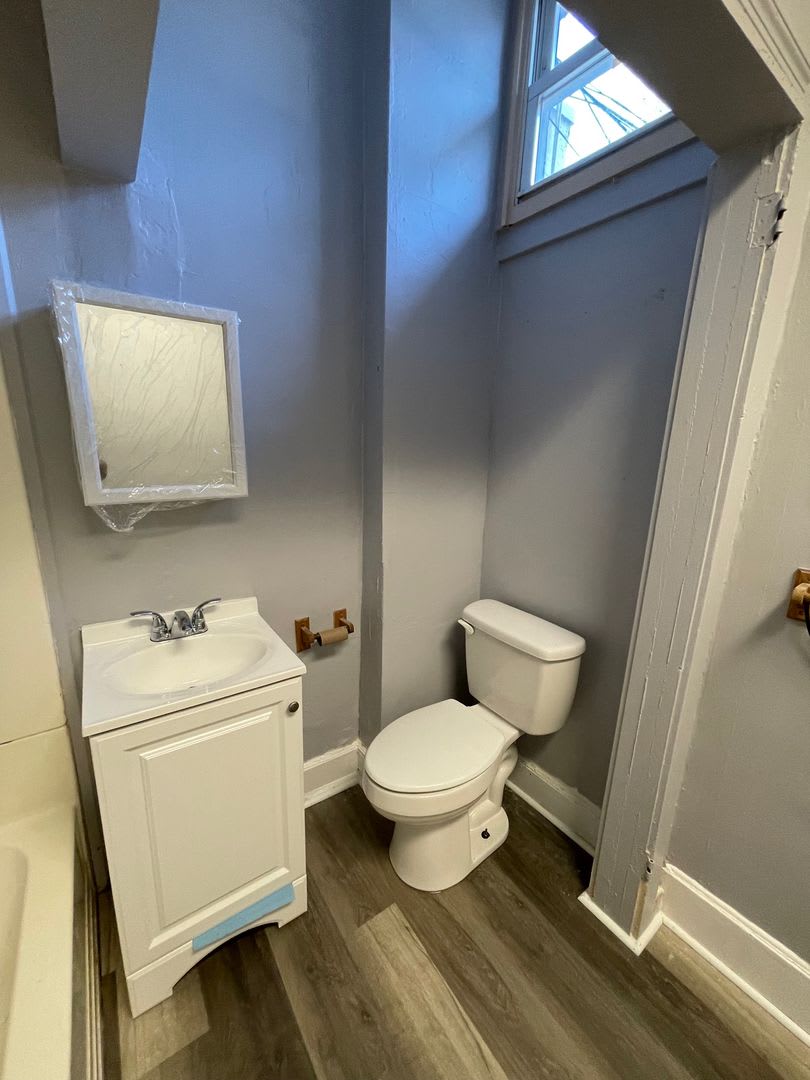 6005 Torresdale Ave – photo 2