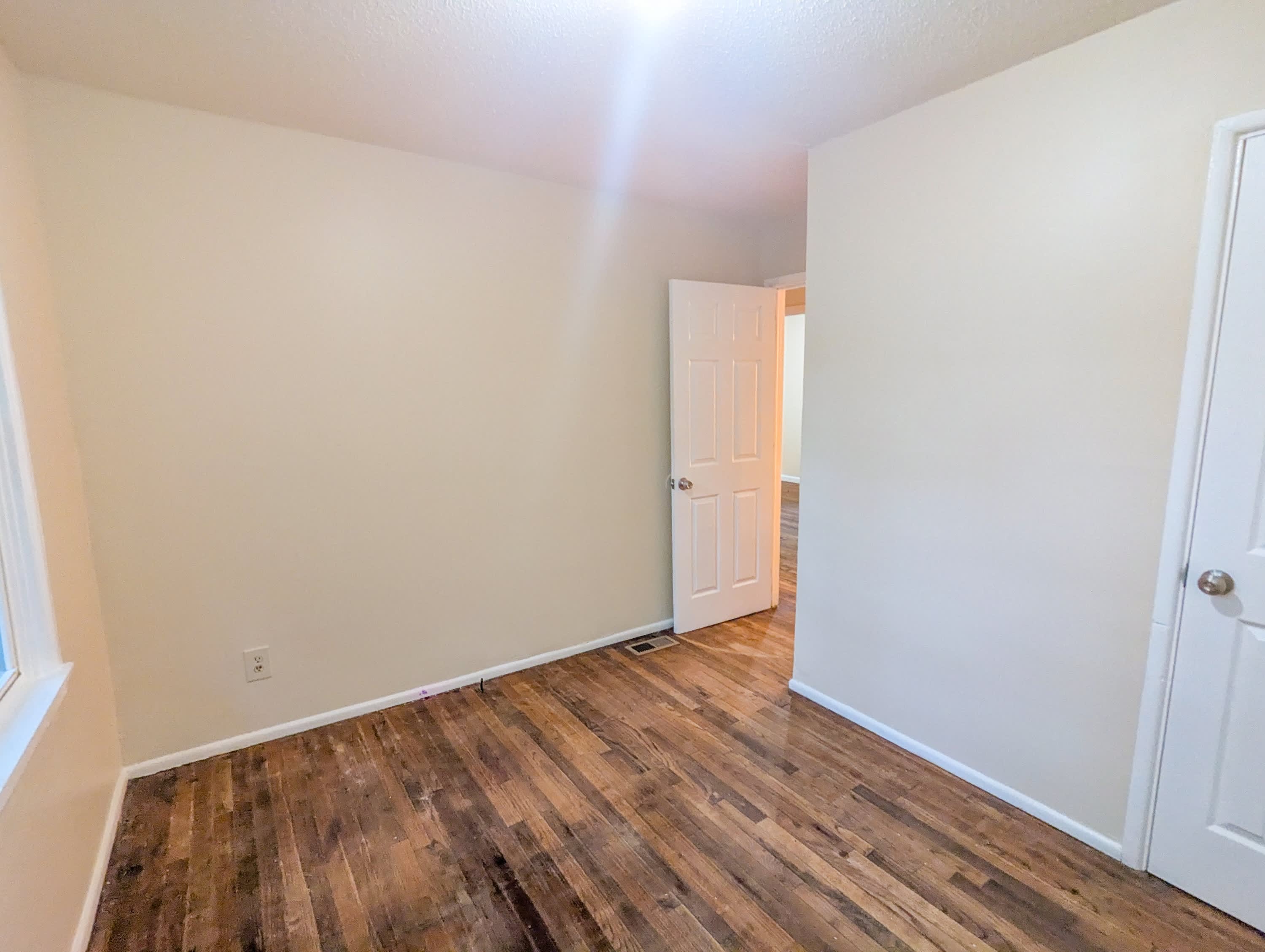 3054 Waters Road – photo 4