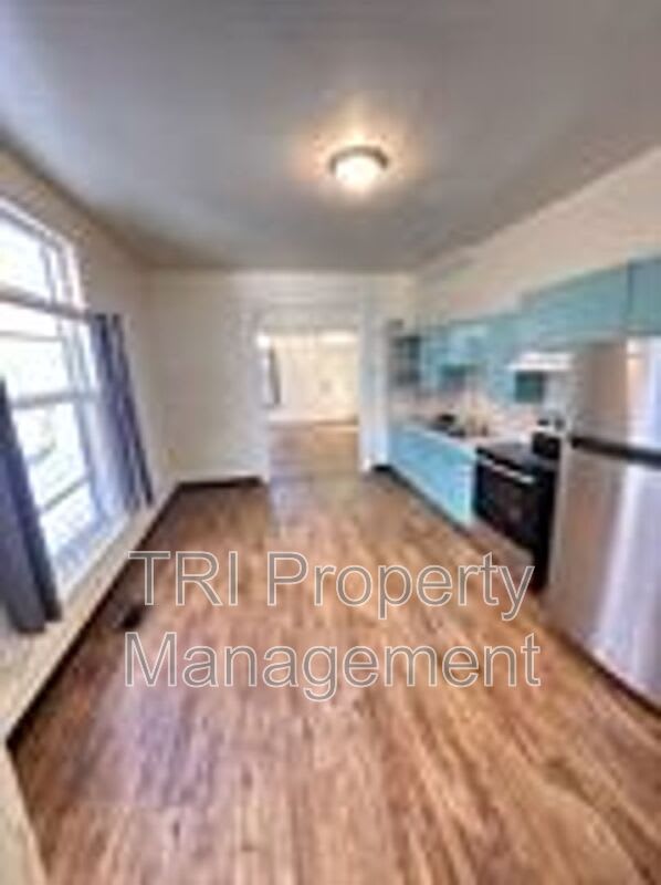 1227 12th Avenue – photo 3