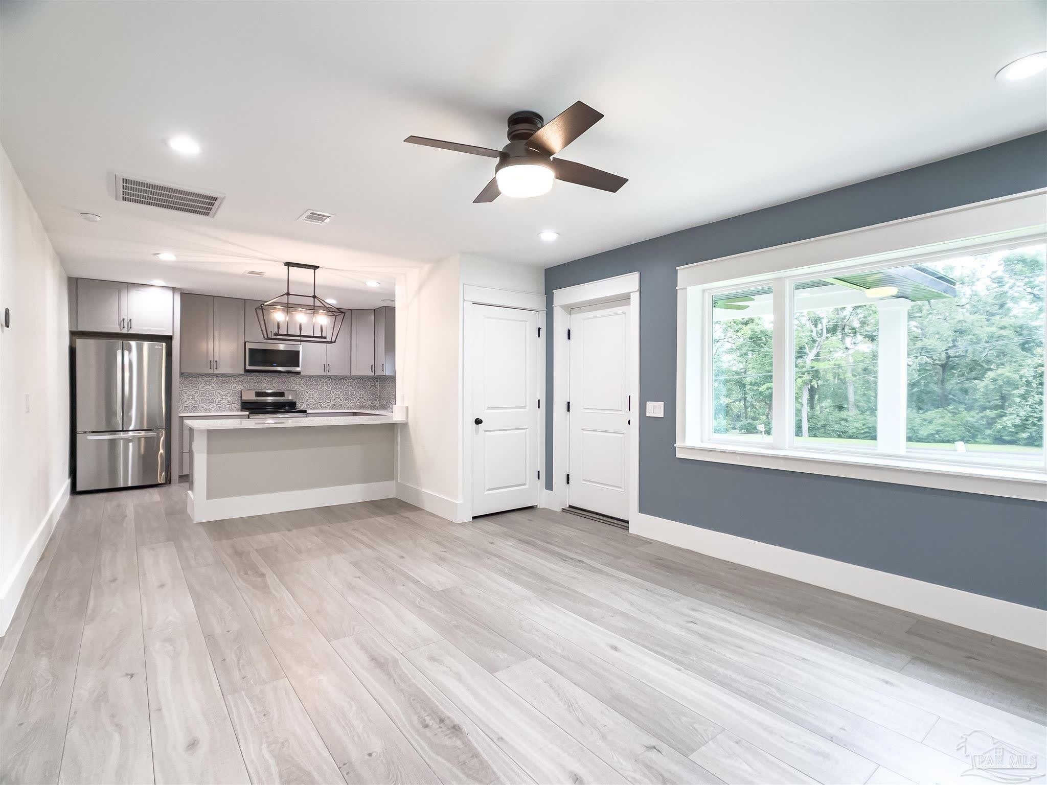 10047 Noriega Dr – photo 5
