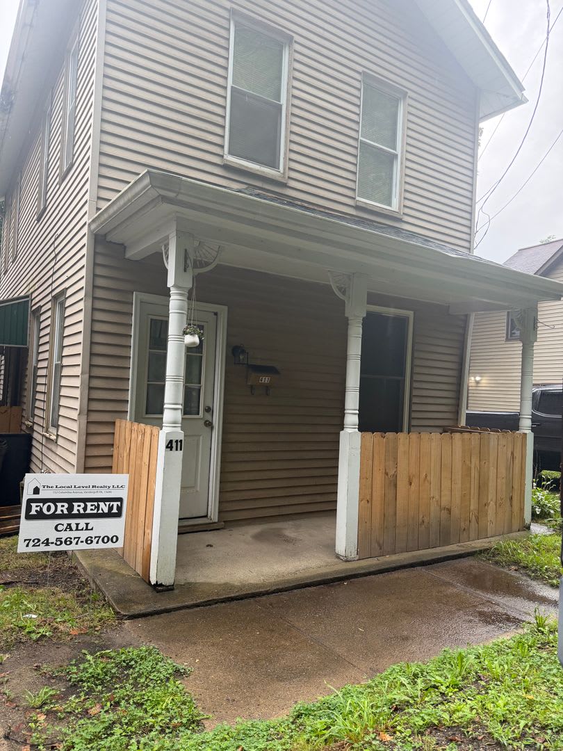 2 Bedroom 1 Bathroom Single House – photo 1