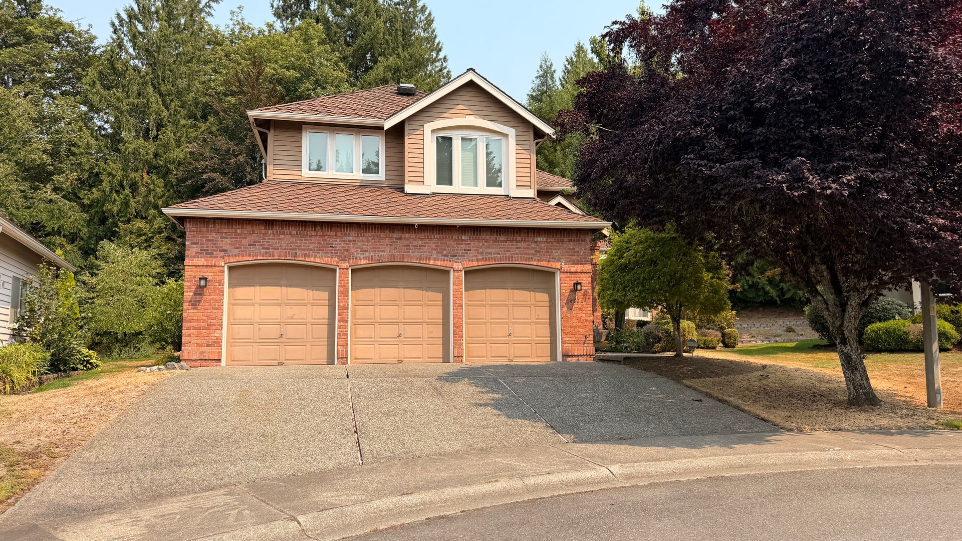 Beautiful Upgraded 4 Bedroom 2.75 Bath Home in Sammamish – photo 1