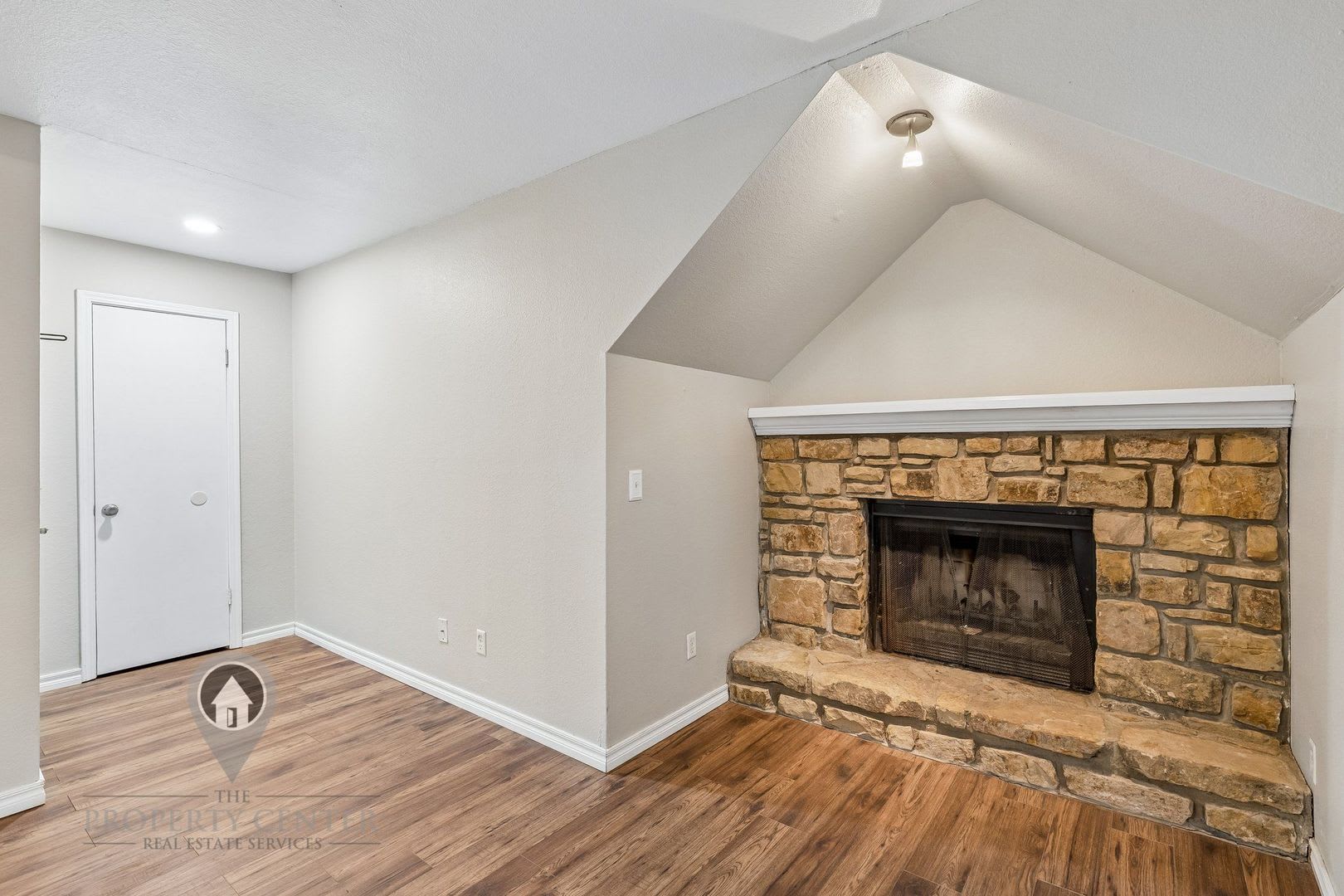 Cozy Condo + Modern Updates in OKC! – photo 3